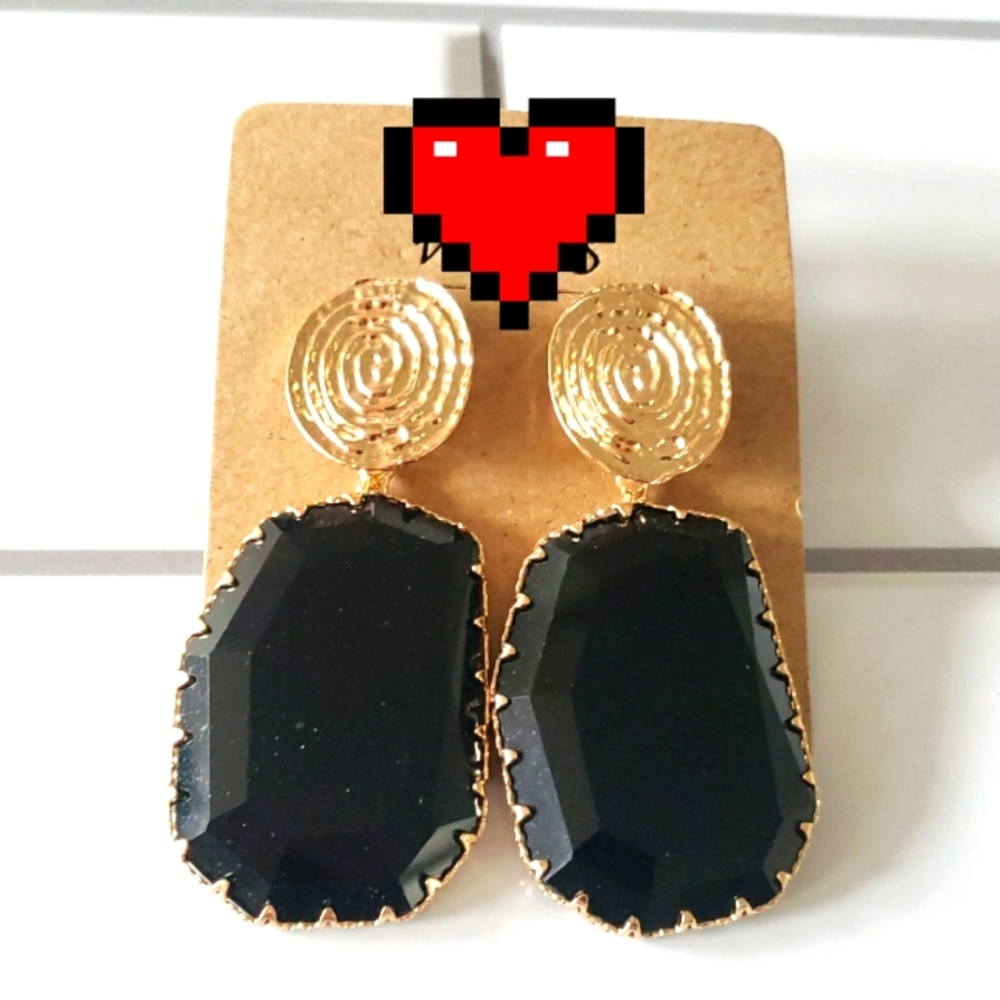 Black Quartz Like Earrings